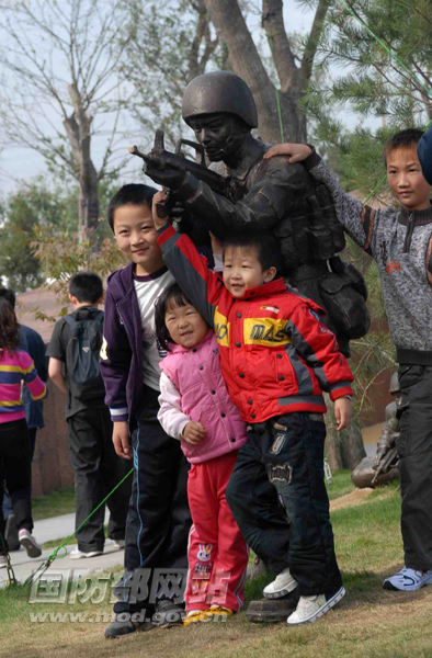 大連園林綠化,園林綠化施工,園林綠化工程,地產(chǎn)綠化工程,園林景觀設(shè)計(jì),景觀設(shè)計(jì),景觀設(shè)計(jì)施工,園林綠化,綠化工程,綠化養(yǎng)護(hù),綠化項(xiàng)目,慧昌園林,地產(chǎn)工程施工,地產(chǎn)工程綠化,地產(chǎn)工程,園林養(yǎng)護(hù),大連綠化,苗木培育,苗木養(yǎng)護(hù)